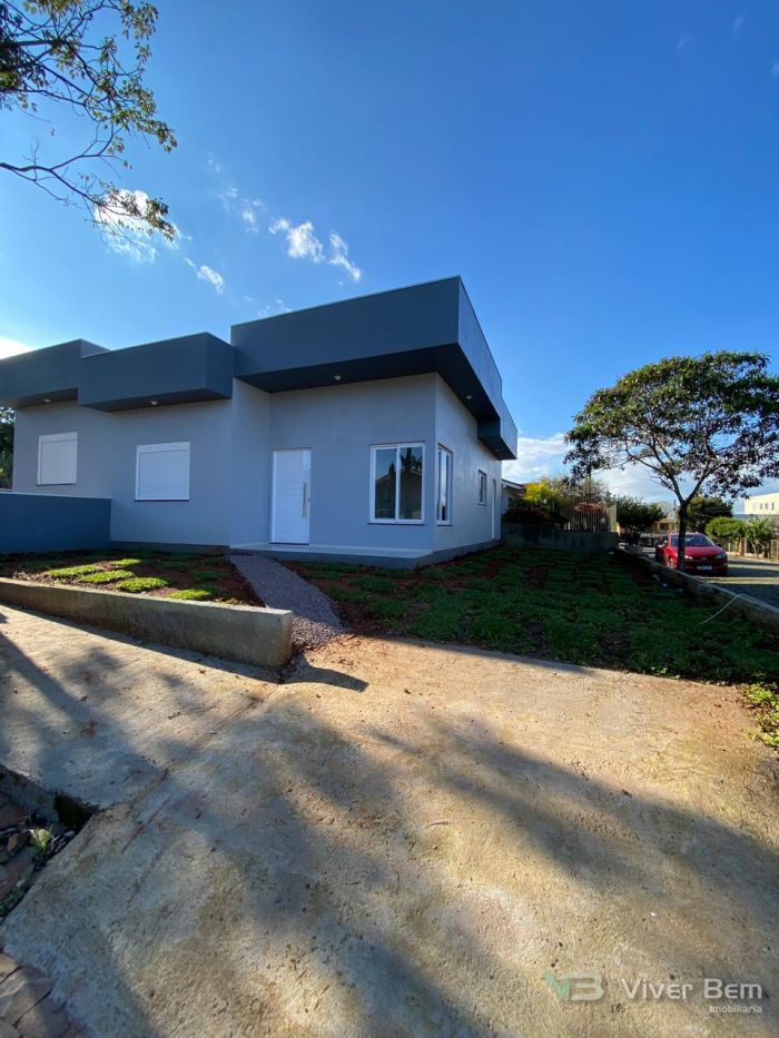 Casa Geminada de 2 dormitórios no bairro Boa União em Estrela