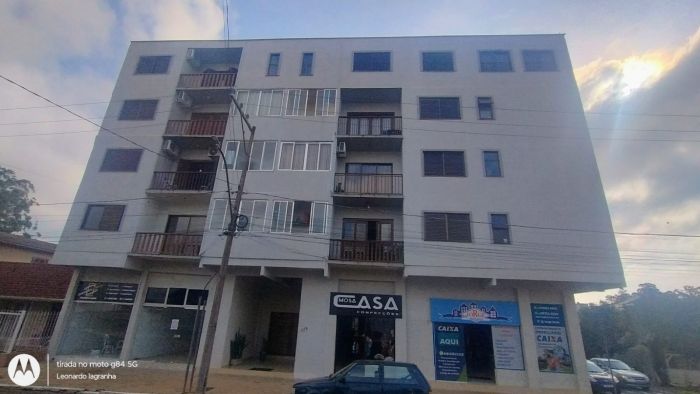 Veja mais sobre este im�vel